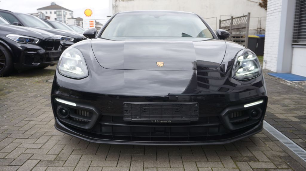 Porsche Panamera Turbo